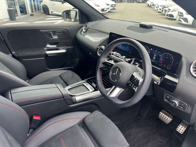 Mercedes-Benz GLA-Class 3