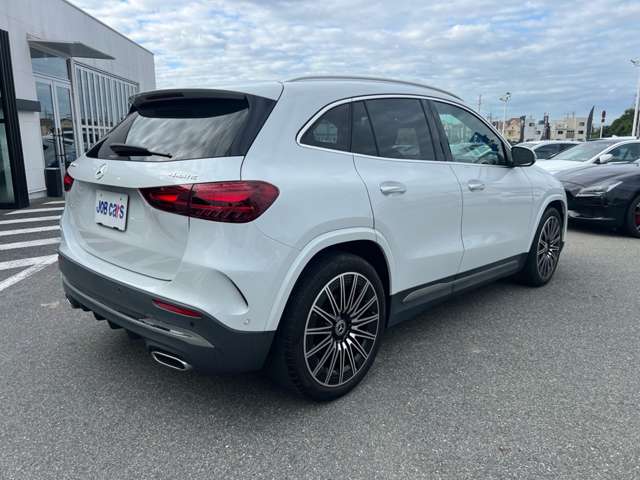 Mercedes-Benz GLA-Class 9