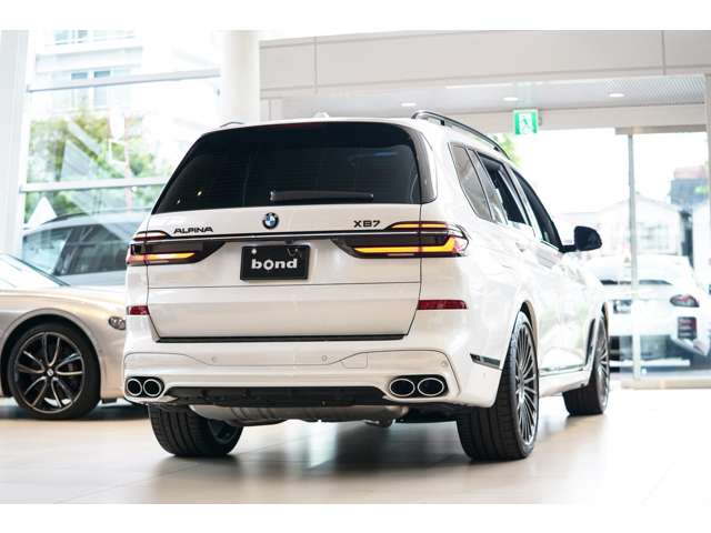 BMW Alpina XB7 2