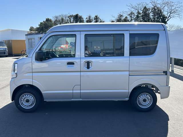 Suzuki Every 8
