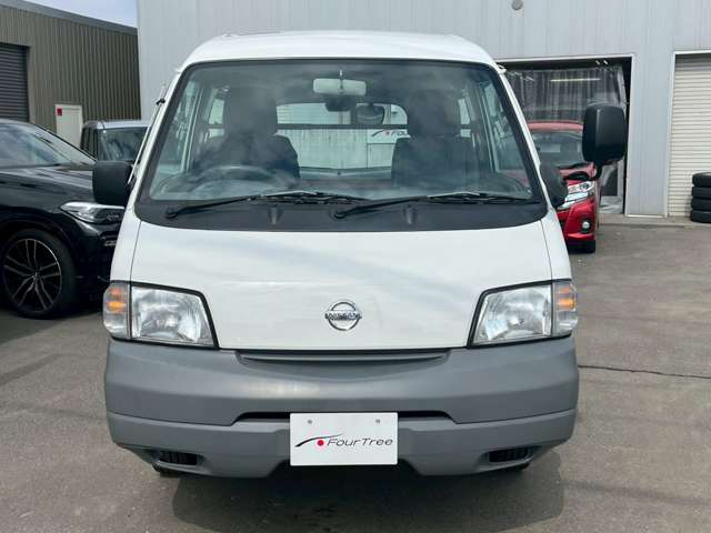 Nissan Vanette 4