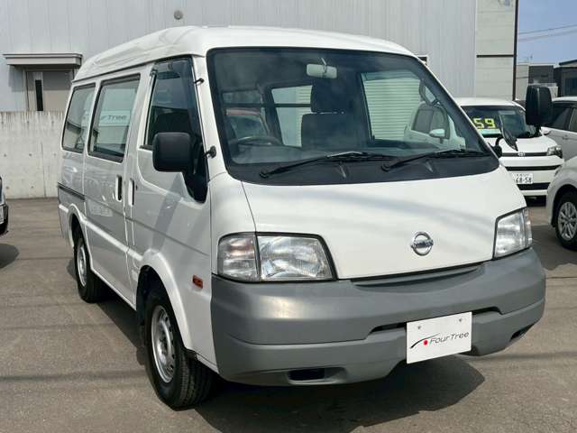 Nissan Vanette 5
