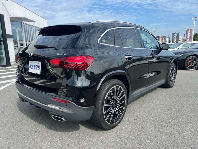 Mercedes-Benz GLA-Class 9