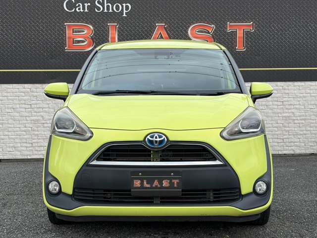 Toyota Sienta 10