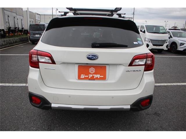 Subaru Legacy Outback 12
