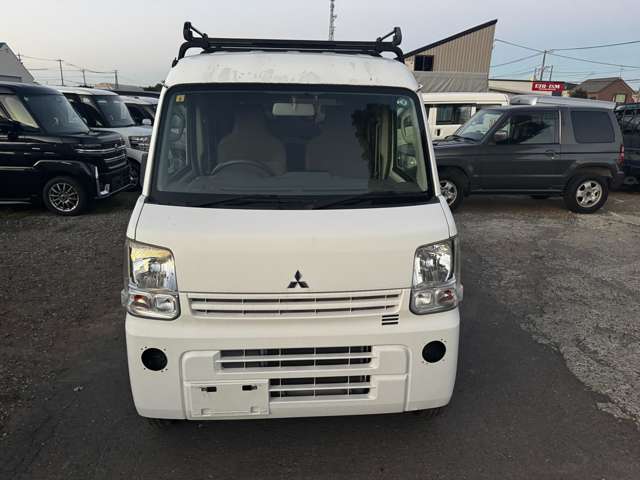 Mitsubishi Minicab Van 3
