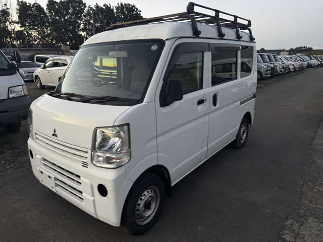 Mitsubishi Minicab Van 5