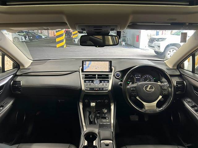 Lexus NX 2