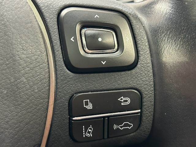 Lexus NX 6