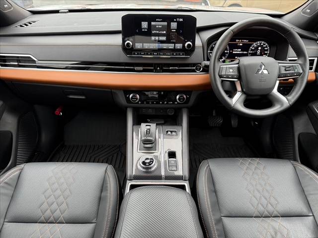 Mitsubishi Outlander 2