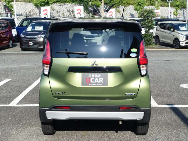 Mitsubishi eK X 11