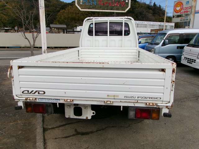 Isuzu Fargo Truck 6