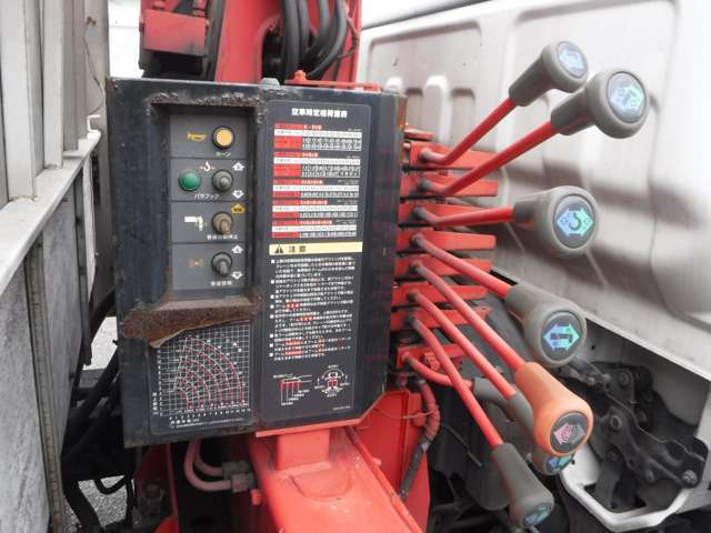 Isuzu Elf 9