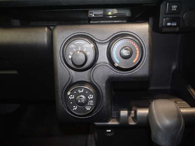 Toyota Probox Van 11