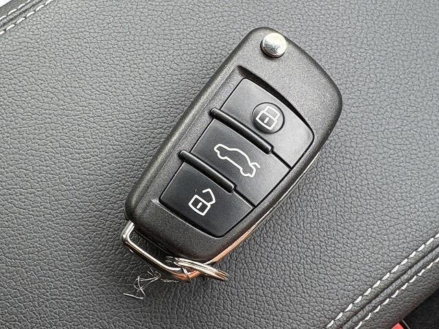 Audi SQ2 10
