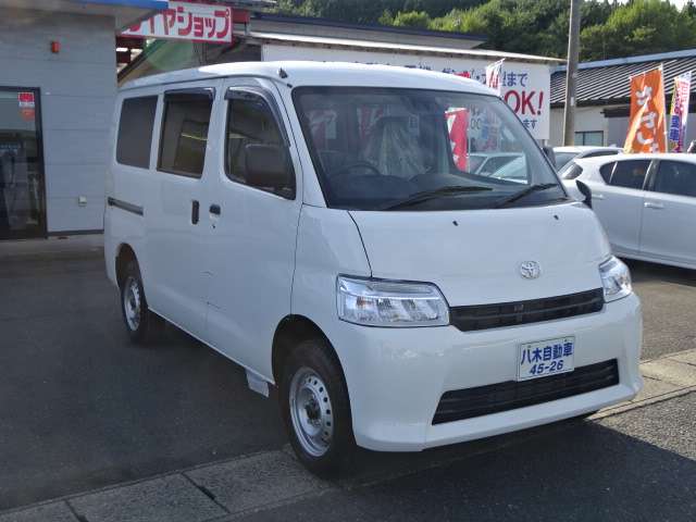 Toyota Town Ace Van 4