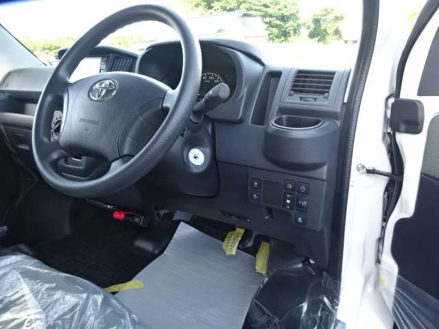 Toyota Town Ace Van 9
