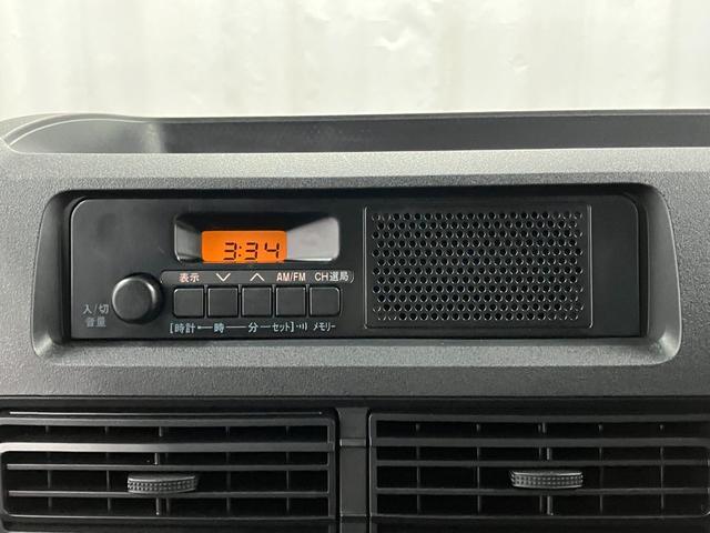 Daihatsu Hijet Cargo 12