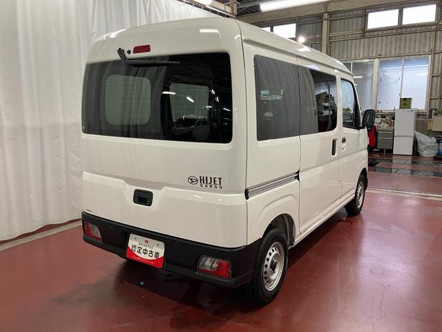 Daihatsu Hijet Cargo 5