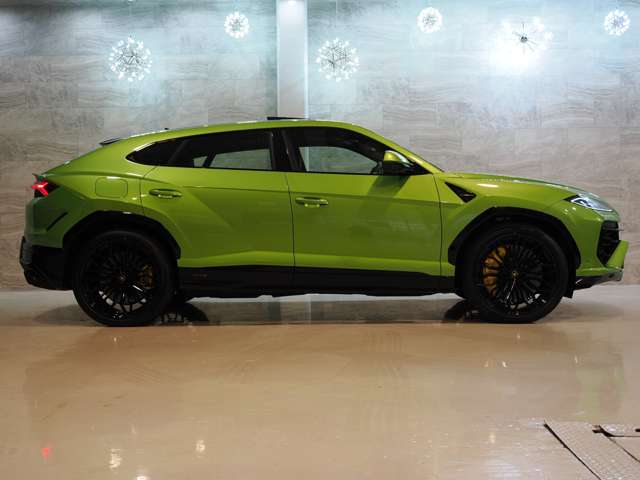 Lamborghini ウルス 10