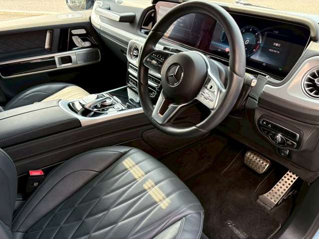 Mercedes-Benz G-Class 12
