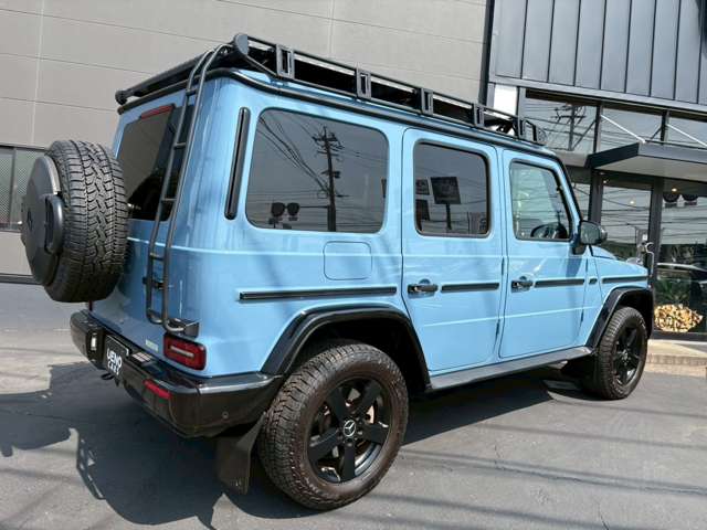 Mercedes-Benz G-Class 10