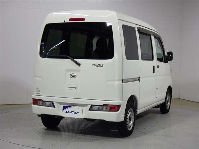 Daihatsu Hijet Cargo 3