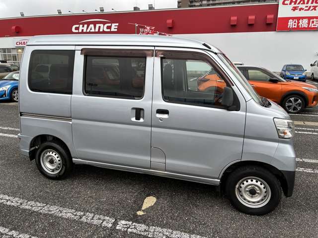 Daihatsu Hijet Cargo 9