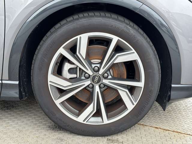 Audi Q4 Sportback e-tron 10