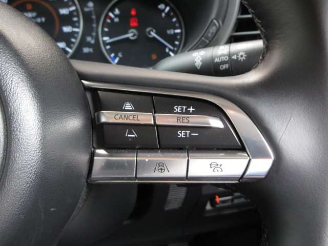 Mazda CX-30 11