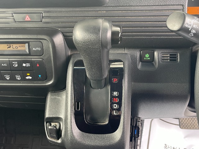 Honda N-VAN 11