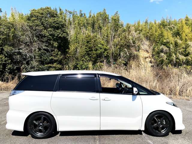 Toyota Estima 11