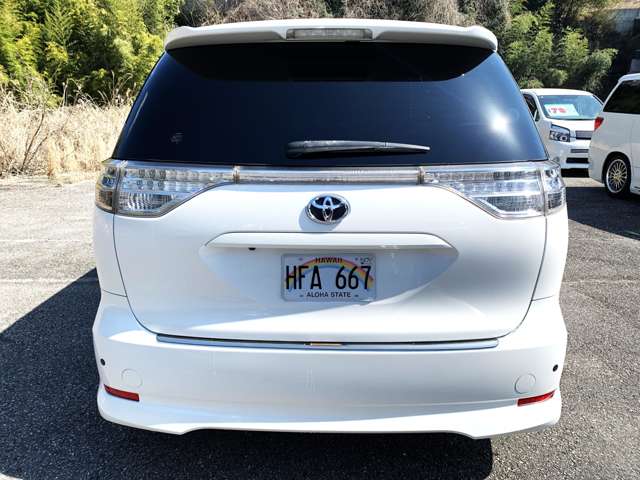Toyota Estima 9