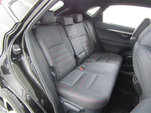 Lexus NX 8