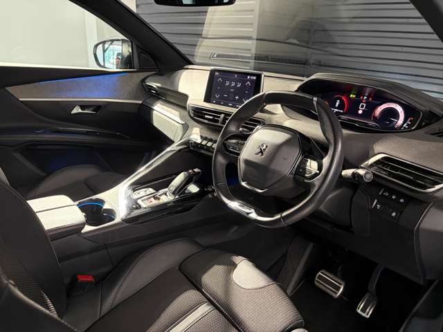 Peugeot 5008 3