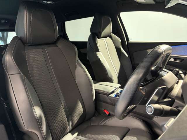 Peugeot 5008 4