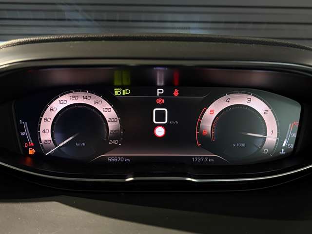 Peugeot 5008 7