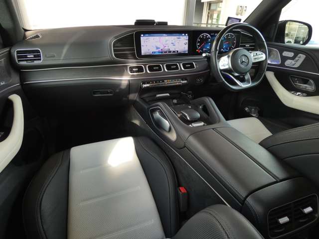 Mercedes-Benz GLE 8