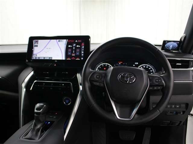 Toyota Harrier 5
