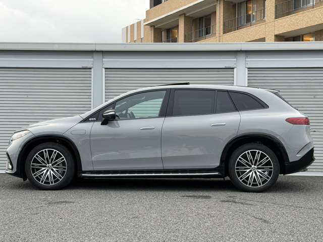 Mercedes-Benz EQS SUV 6