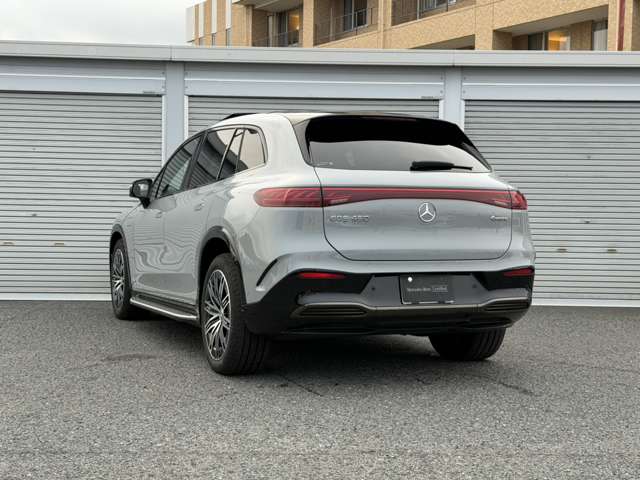 Mercedes-Benz EQS SUV 7