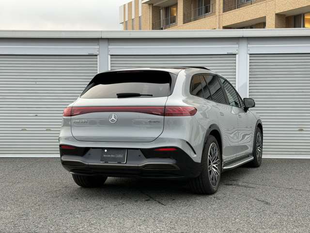 Mercedes-Benz EQS SUV 9