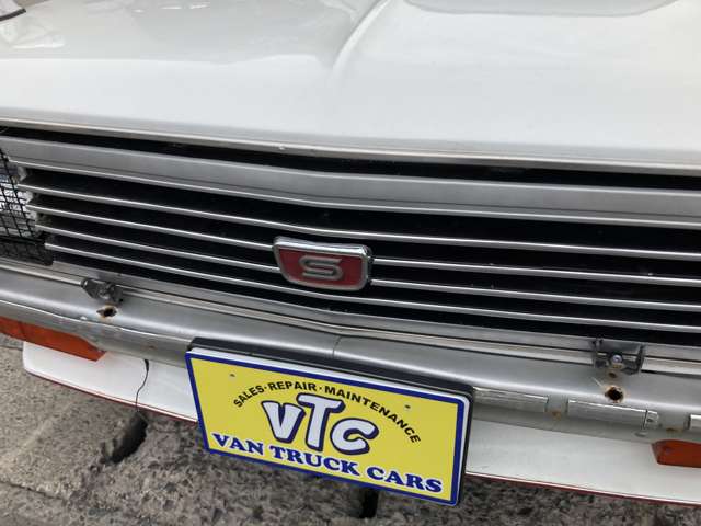 Nissan Sunny Truck 6