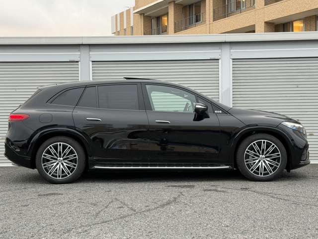 Mercedes-Benz EQS SUV 10