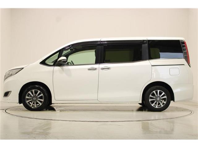 Toyota Esquire 10