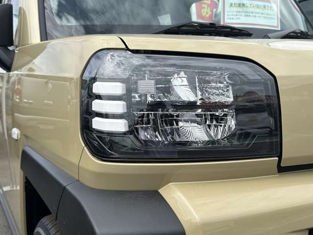 Daihatsu Taft 5