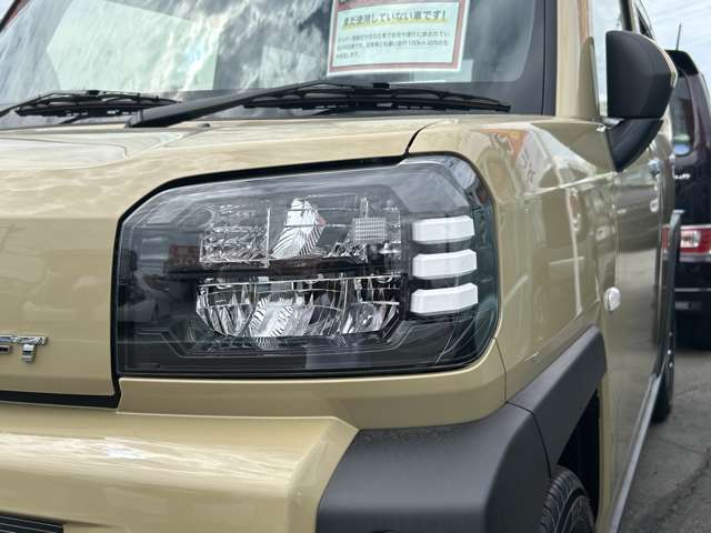 Daihatsu Taft 6