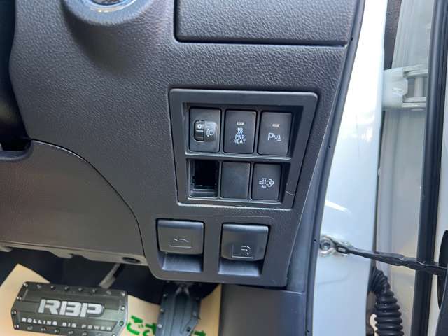 Toyota Hilux 11