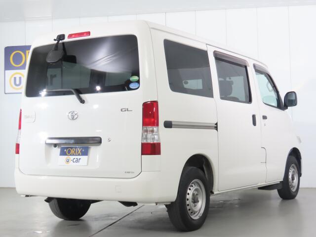 Toyota Town Ace Van 3
