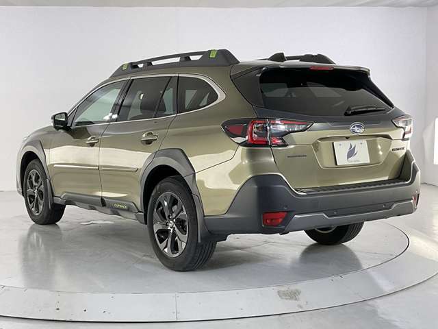 Subaru Legacy Outback 8